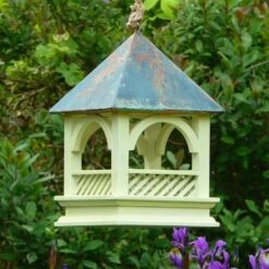 Voedertafel Hangend Met Koperen Afdak